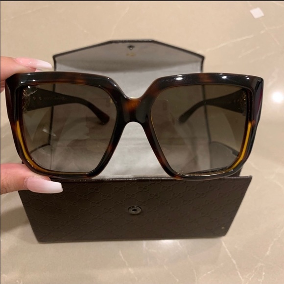 Gucci Sunglasses w/ case and cloth. - Picture 1 of 8